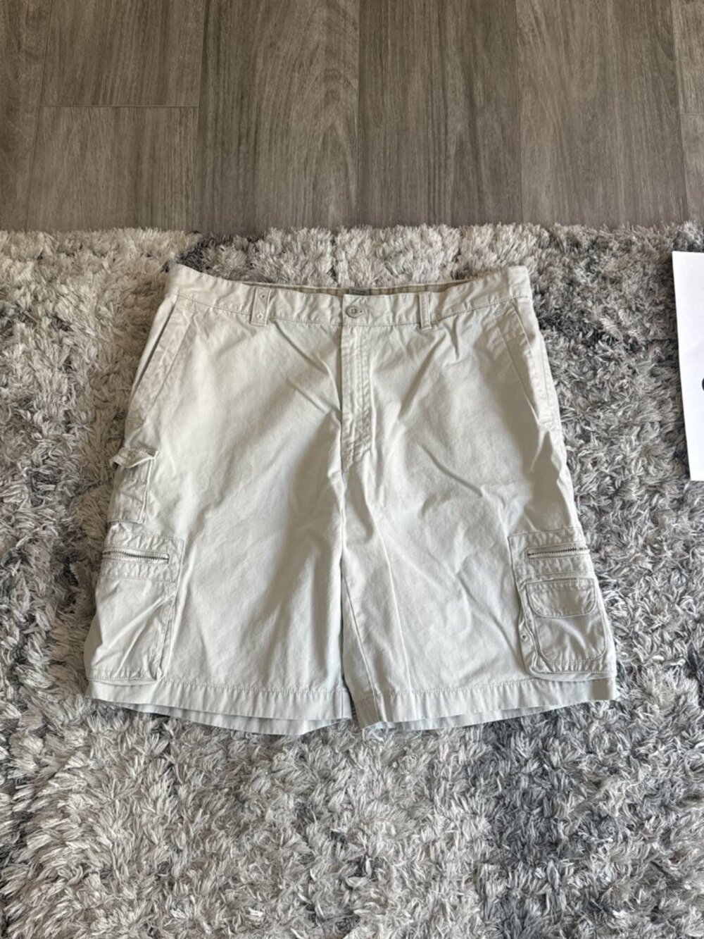 Izod Gray 00 S Men Cream Multi Pockets Shorts Casual 38 Y2K Rare Sz 38